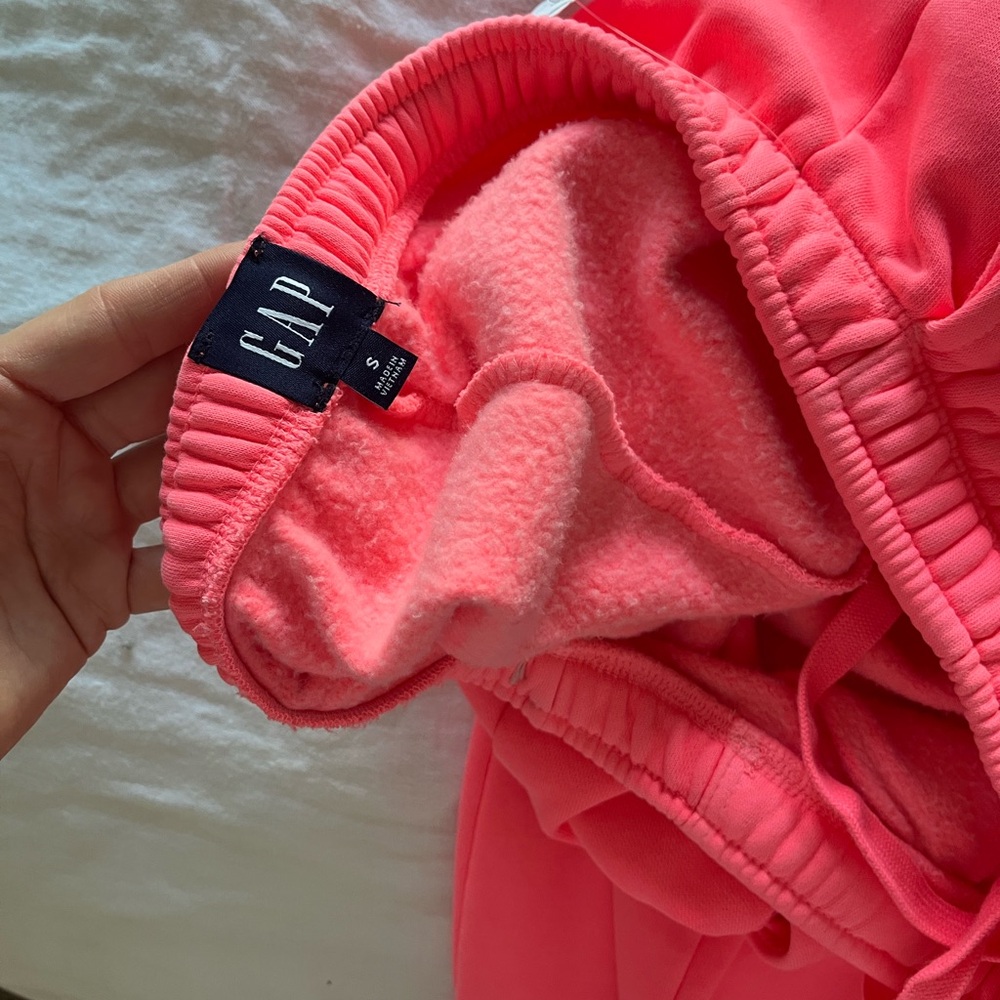 Gap vintage, soft, sassy, pink wide leg sweats small